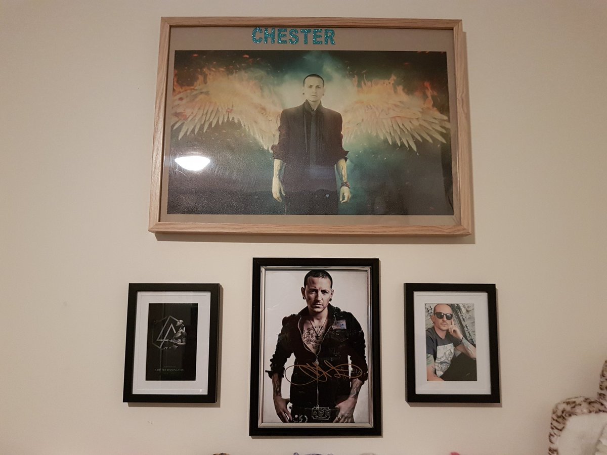 #MissYouChester #Fuckdepression <a href="/TalindaB/">Talinda Bennington</a> I know you probably won't see this, I did this for Chester. I wish I could have thanked him for helping me out of the dark. I hope you are doing ok xo