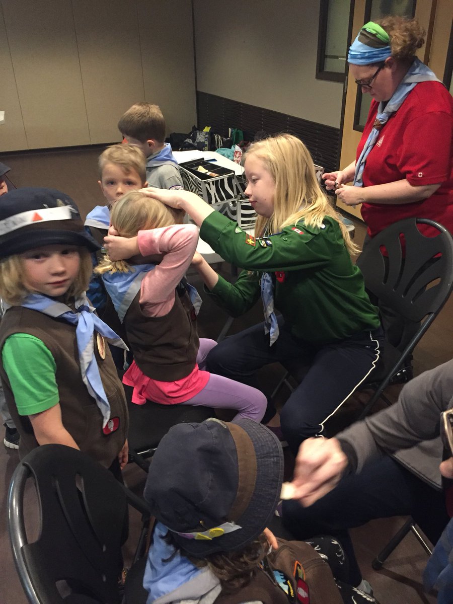 TuscanyCubs's tweet photo. Cubs and a Scout linking with Beavers at Carnival night.  Beavers picked movie for Cub planned all section movie night. https://t.co/0ccRmjcLge