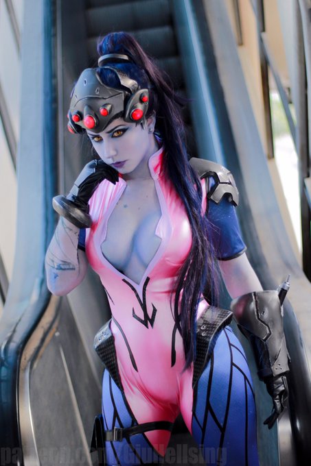 Watch Giu Hellsing's leaked NSFW photo on TwXstars