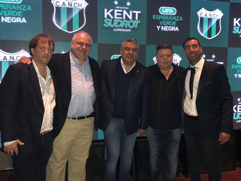 dhferreiro22's tweet photo. Esperanza Verde y Negra. Junto a Germán Kent Ignacio Sudrot y Seegio Ramos. Inmensas gracias  Presidente y amigo @tapiachiqui por acompañarnos siempre. https://t.co/yadZDhKFuS