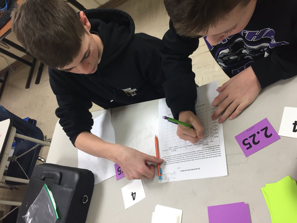 MMS_Panthers's tweet photo. MMS 6th grade math class #StudentsCollaborating #MathTalk #GreatDay2BAPanther #KeepClimbing https://t.co/RKC0yaQChD