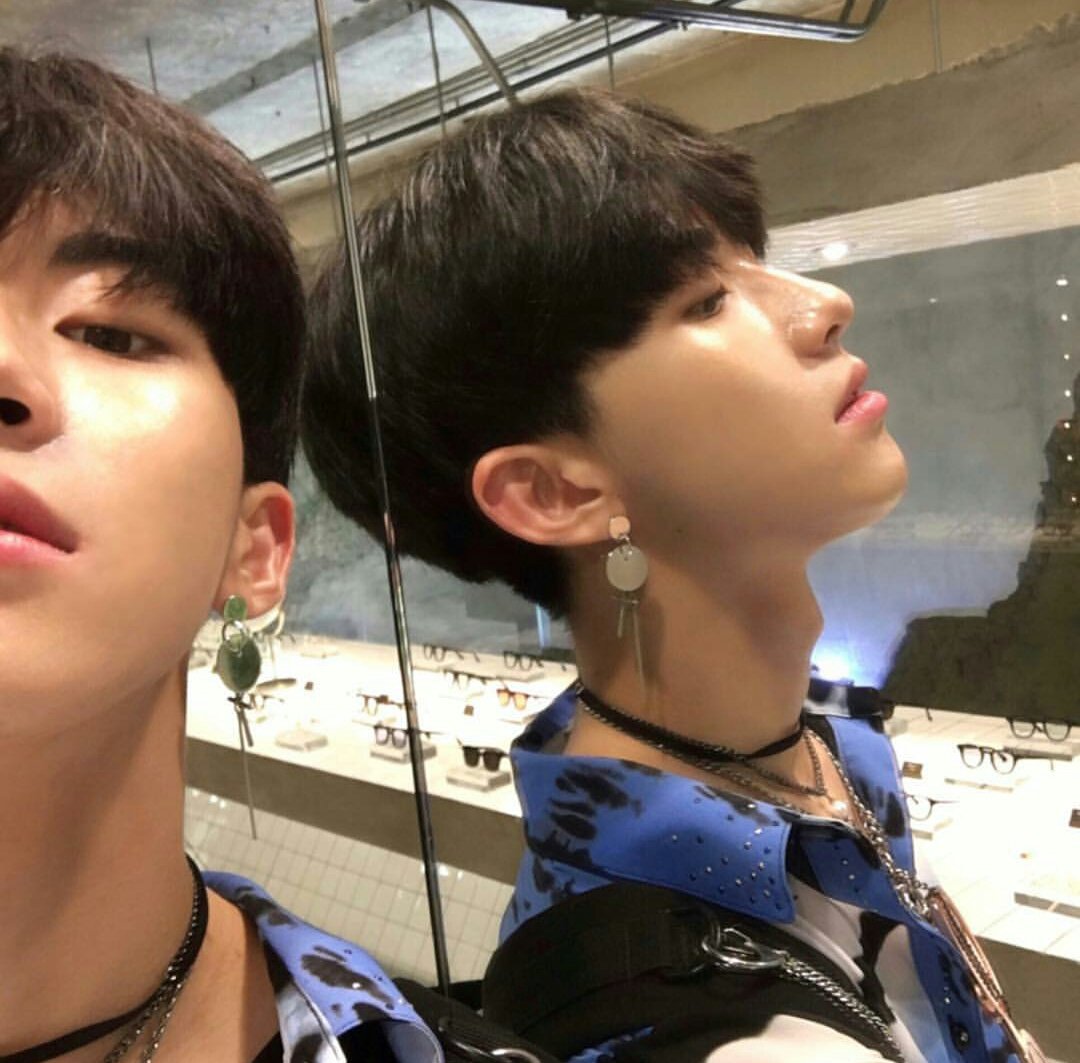 logged out (@cafepsd) on Twitter photo 