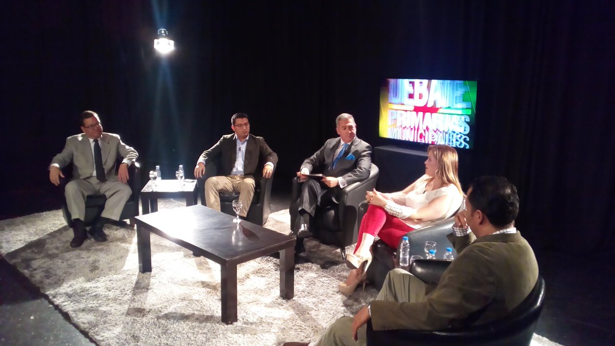 angelobarroeta's tweet photo. #eldebatetrt con @eymarfuentes1 desde la Televisora del Táchira https://t.co/s00MuKhdlW