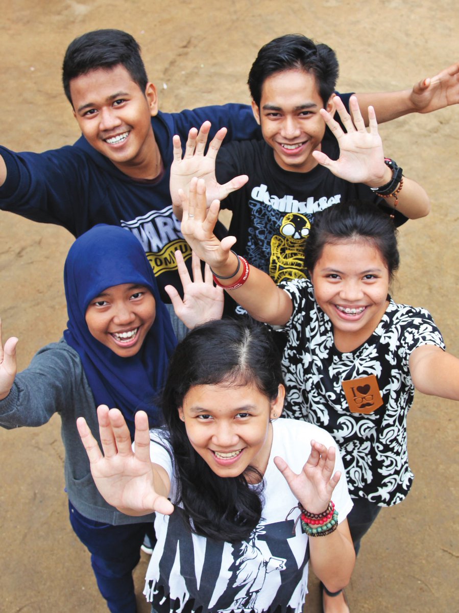 UNFPAIndonesia's tweet photo. Good morning friends! See you at 2PM #FacebookLive #2pmToday #UnfpaIndonesia https://t.co/YVwFafqFAt