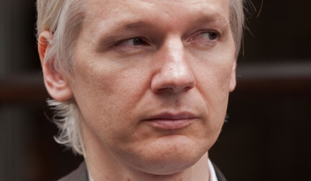 Julian Assange is Maximillian Largo