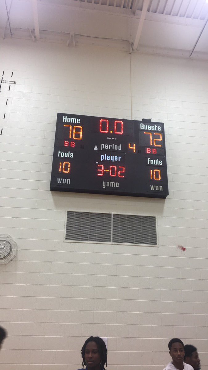 WHSpacknation's tweet photo. BIG DUB VS GLENN 🔥🔥🔥🔥🔥 1st time ever. #gohomeGlenn #OurHouse https://t.co/9wbnKBUe6n