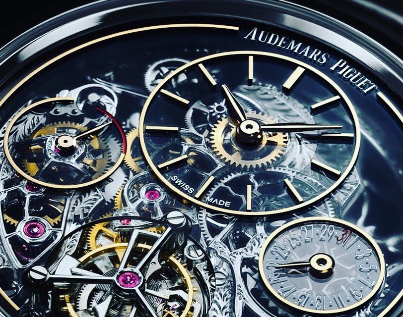 UberMenIn's tweet image. Every man's dream - a timepiece that is brilliantly crafted, inspires the soul and awes the onlooker. The character, however, is built by its movement, mainspring and craftsmanship!
#audemarspiguet #luxury #mens #mensfashion #fashion #dope #men #menstyles #menswear #mensfitness