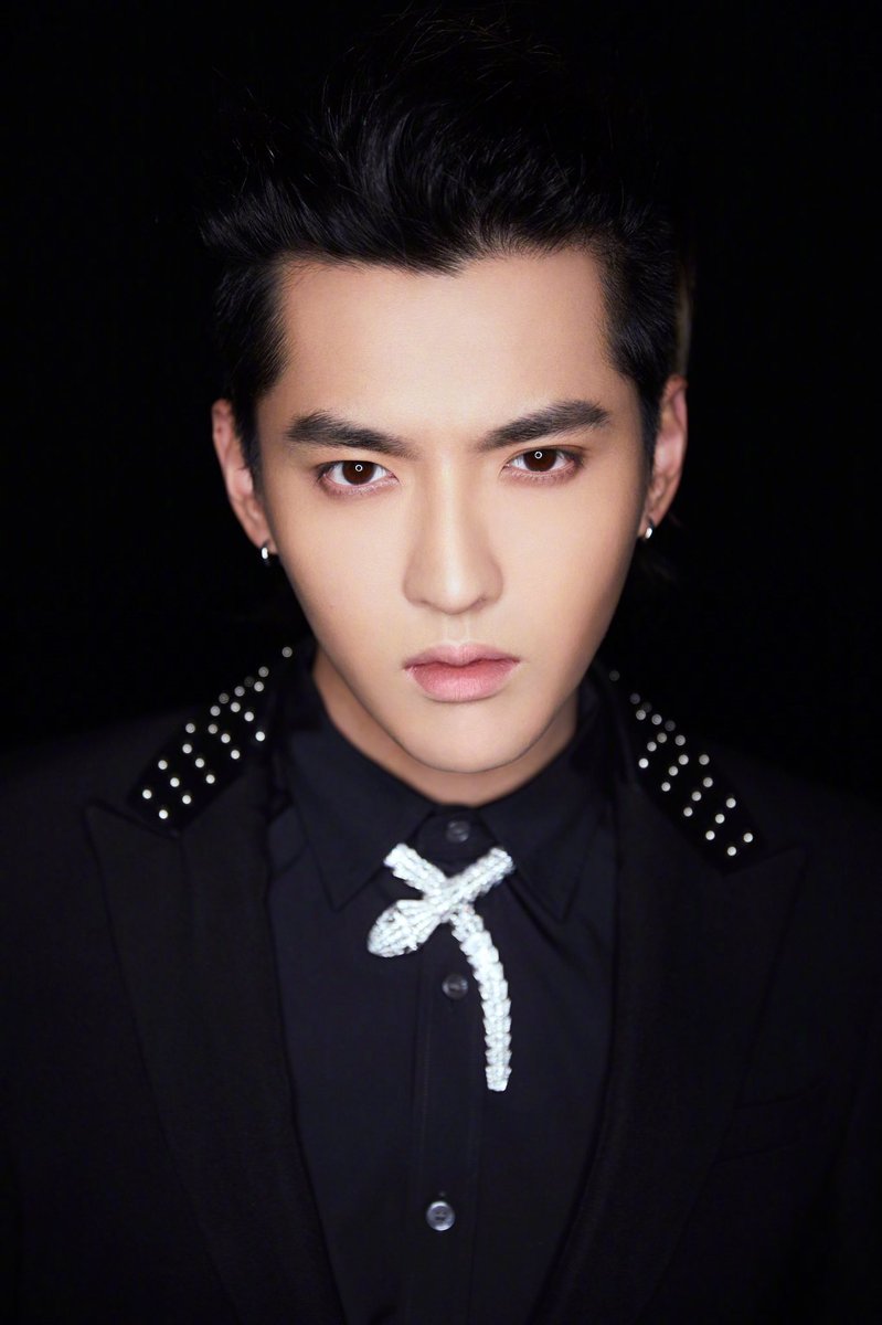 kris wu bulgari