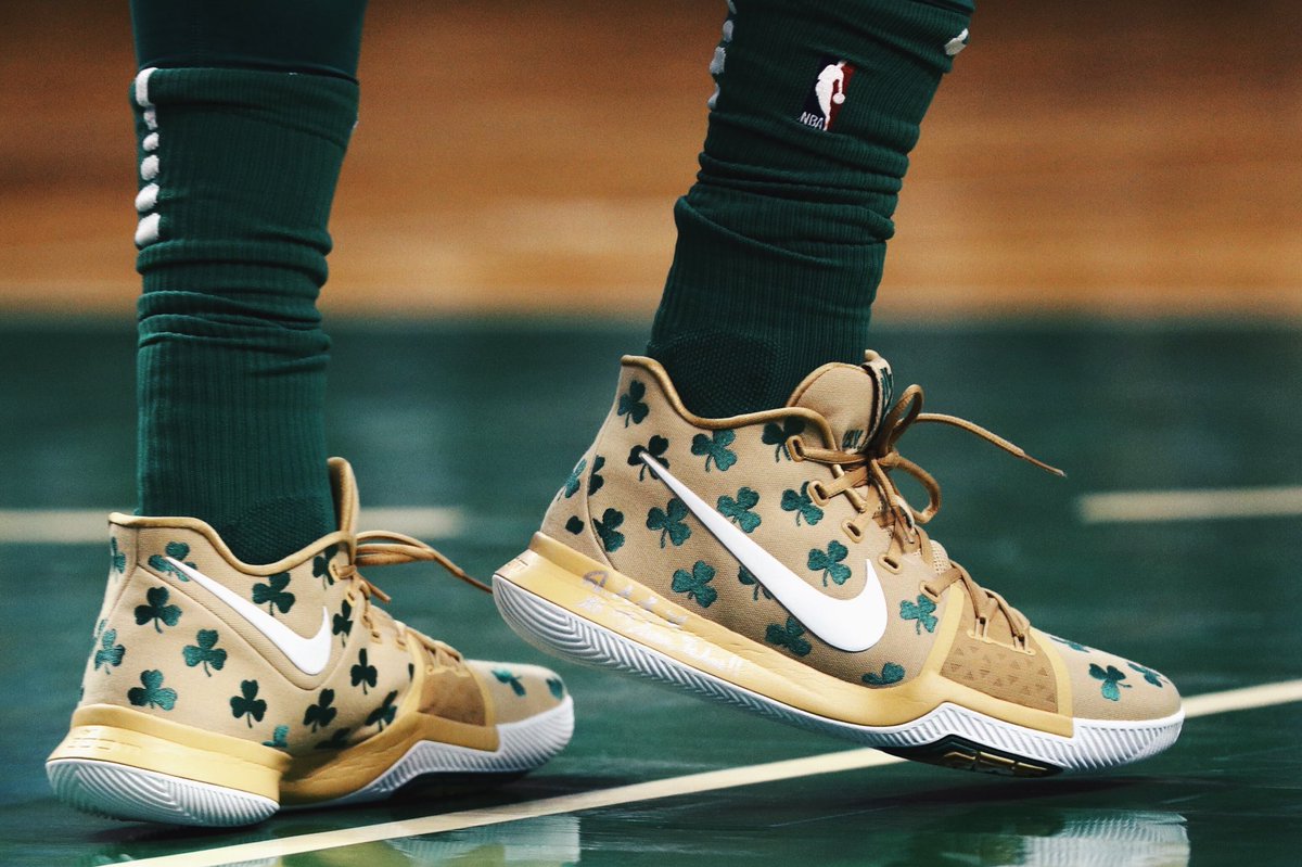 golden kyrie