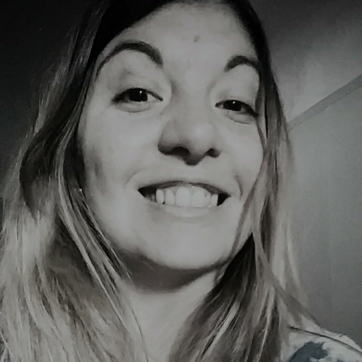 daiana_lf's tweet photo. #NuevaFotoDePerfil https://t.co/9uZuOuUZFs