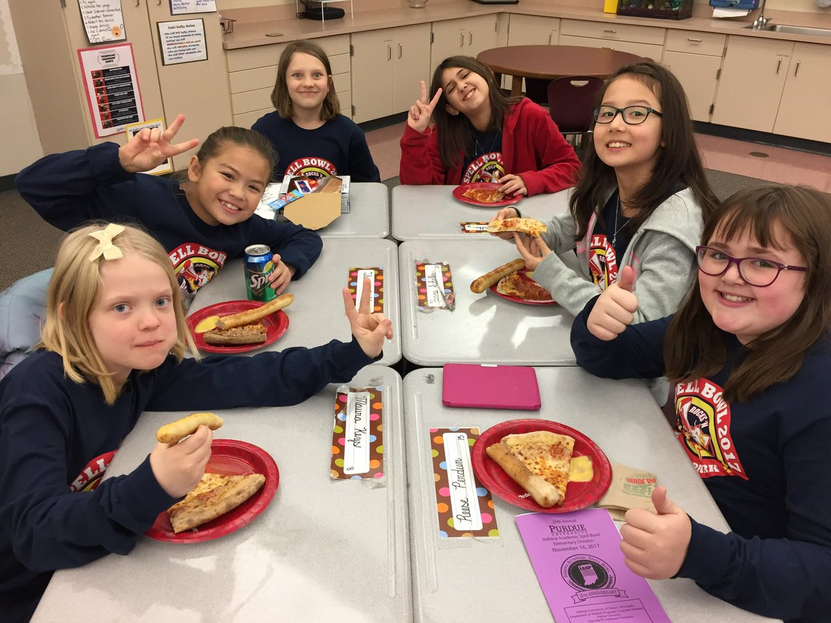 MsGrazianoOPE's tweet photo. Thanks for all your hard work, OPE Spell Bowl team! #OPEthePlaceToBe https://t.co/EbfvU8ieFu