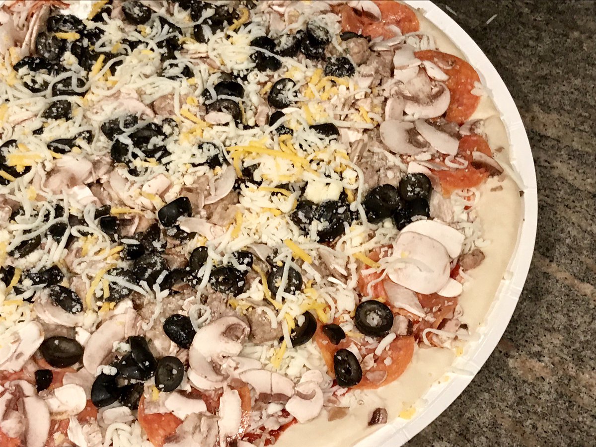 ChefMiyahara's tweet image. Picked up a @PapaMurphys pizza, took it home, and turned it into this!
#LoveAt425 #PizzaHack
#PlayWithYourFood
