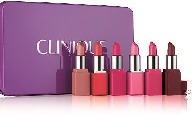 Have a beauty lover (or several) on your gift list? Same. Check out our round-up of the best beauty gifts, from makeup to skincare and fragrance, for everyone on your holiday list @CliniqueCanada #MerryClinique #ad ift.tt/2jCpbbL
