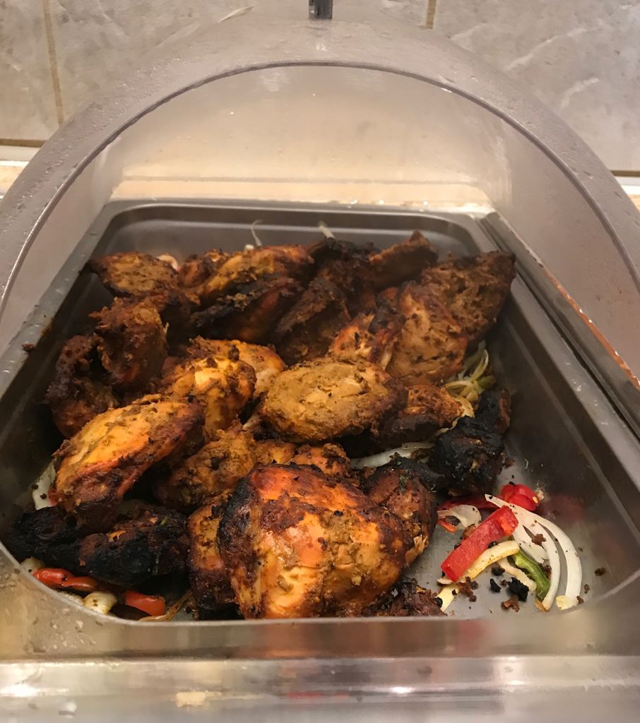 IndiaOvenMasala's tweet photo. Get some #Tandoorichicken! We have a variety of authentic Indian dishes in our buffet daily from 11am to 3pm. #Delicious #IndiaOvenMasala #IndianFood #IndianFoodie #IndianCuisine #Authentic #DynamicFlavors #PerfectlySpiced #DailyDose #VegasFoodie #OffTheStrip https://t.co/kjrB7GBJyb