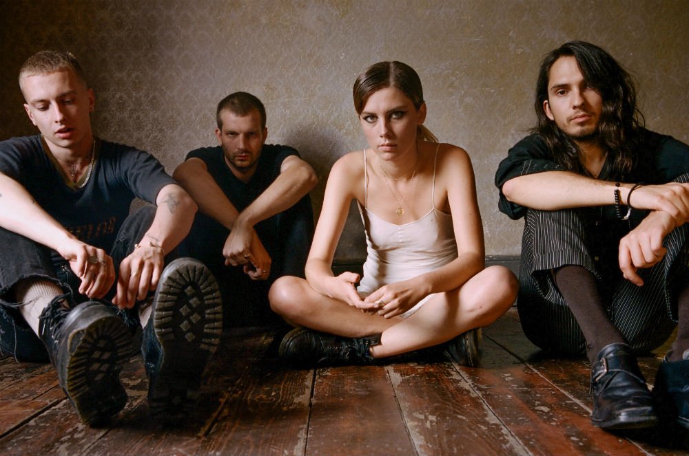 TheDanforthMH's tweet image. There are still a few tickets left for tonight&apos;s @wolfalicemusic show, get yours before they&apos;re gone! And don&apos;t forget to join us at @DanforthSideBar for food &amp;amp; drinks before and/or after the show!

SET TIMES
Doors - 7pm
@FADEAWAAYS - 8pm
@wolfalicemusic - 8:45pm