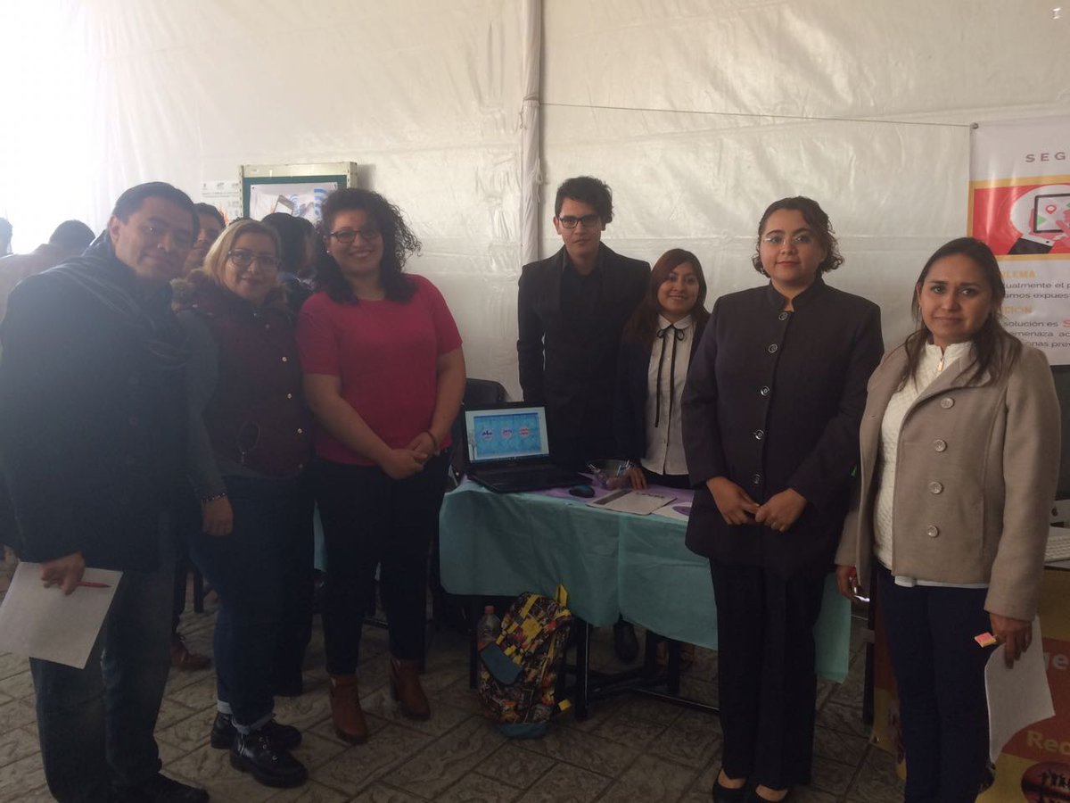 gusgaleana77's tweet photo. Exponiendo proyectos de Ingeniería en Informática en el Evento Deportivo y Cultural Regional de las Universidades Politécnicas, aqui encontrarán el trabajo de varios profesores y alumnos destacados a lo largo de varios cuatrimestres. #UPVM #NeoAula https://t.co/k3UMUpxt61