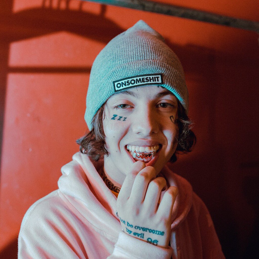 XanFco's tweet photo. 📷: Fotos de Lil Xan en Nueva York (29/11) https://t.co/CusfiLtb9y