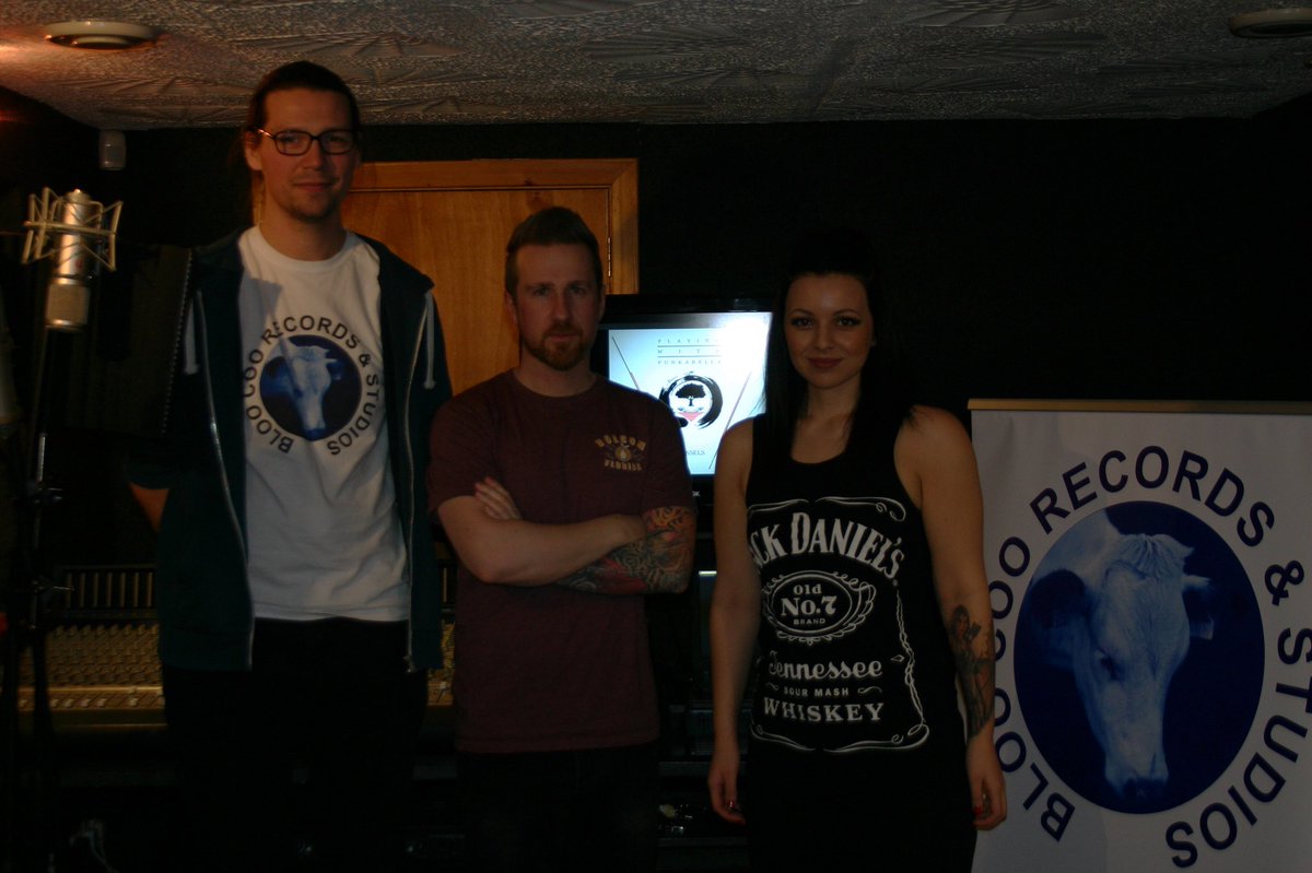 PWPunkarella's tweet photo. We’ve been working really hard to bring you something new before the end of the year and after a lot of hours and effort from ourselves and our friends at Bloo Coo Records we can happily announce that there will be new music released in 2017. Further details coming next week. https://t.co/x1CyeUCW0X