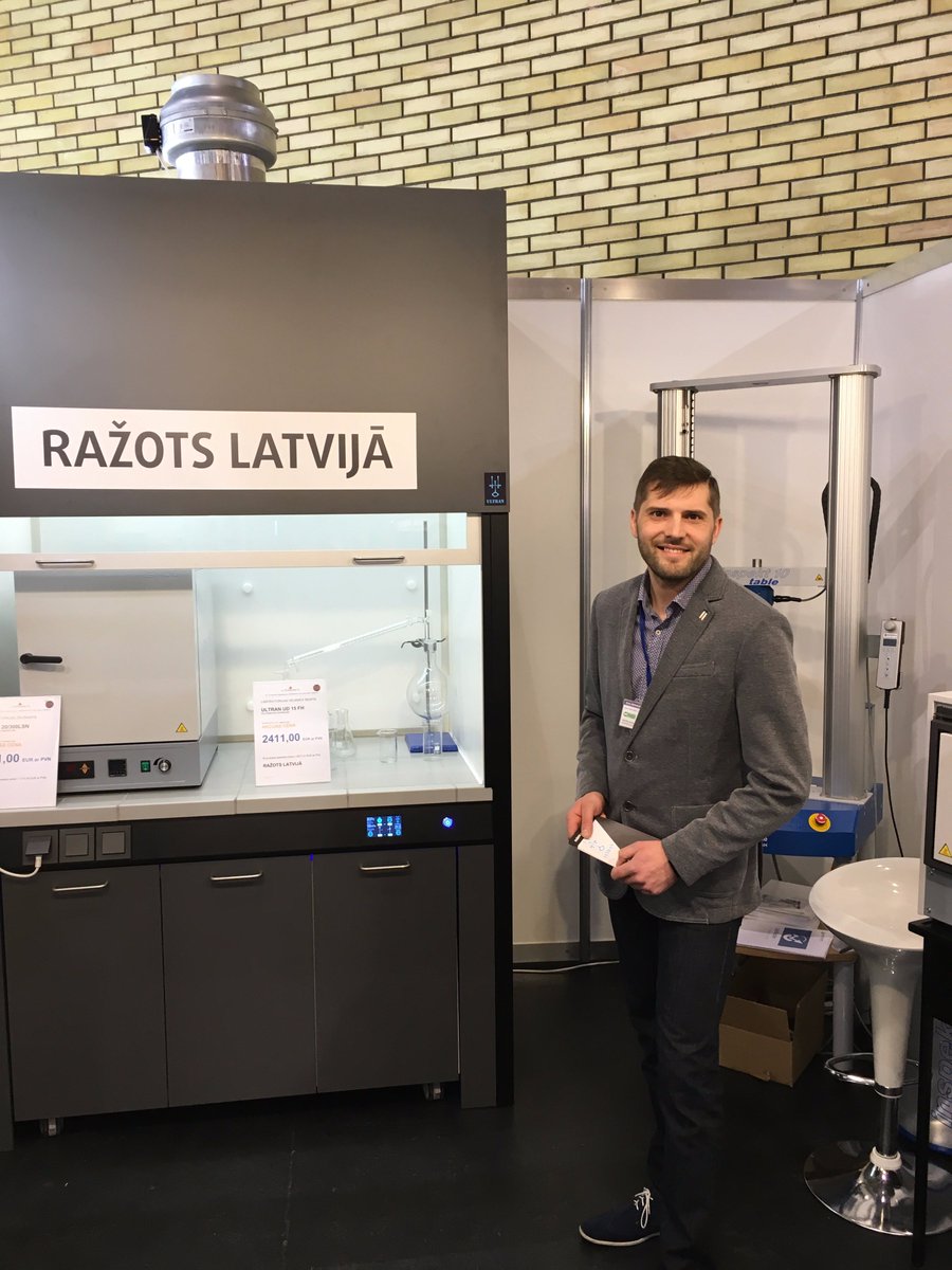 LordbaronLtd's tweet photo. ULTRAN ir startējis ar gaisa plūsmas kontrolieriem un velkmes skapjiem TechIndustry2017! #gaisaplūsmaskontrolieri #ultran #velkmesskapji
https://t.co/vVXK1N7DMc https://t.co/aZtOHpX6CN