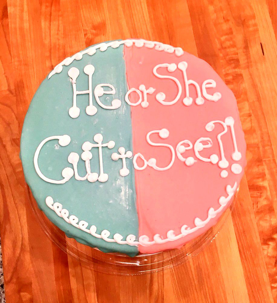 MissionCreamery's tweet photo. How cute is this #custom gender reveal #cake we recently made for a customer! If you need a #quality, hand-made cake for an upcoming #event give us a call! 🎂 #MissionCityCreamery #SantaClaraCA #parties #yum https://t.co/amqtagbbGv