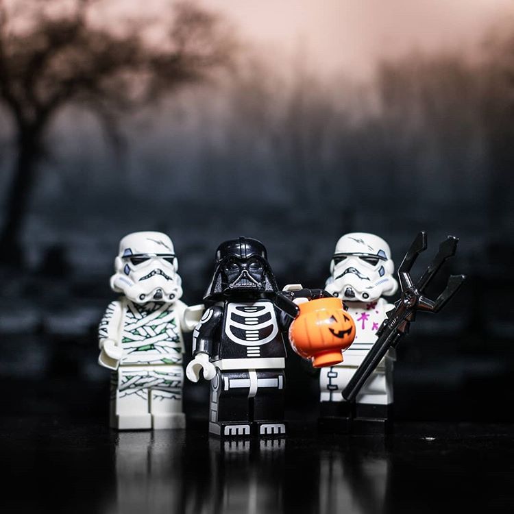 Legoartkusmatt's tweet photo. #Jedi #bad #candy #good π
#Lego #legos #afol #legostagram #legoart #legominifigures #legophotography #kustra #ideobricks #legostarwars #starwars #starwarsfan #starwarstoys #starwarslego #vaderstarwars #starwarsday #starwarsnerd #halloween #trickortreat https://t.co/2zI86T2Eap