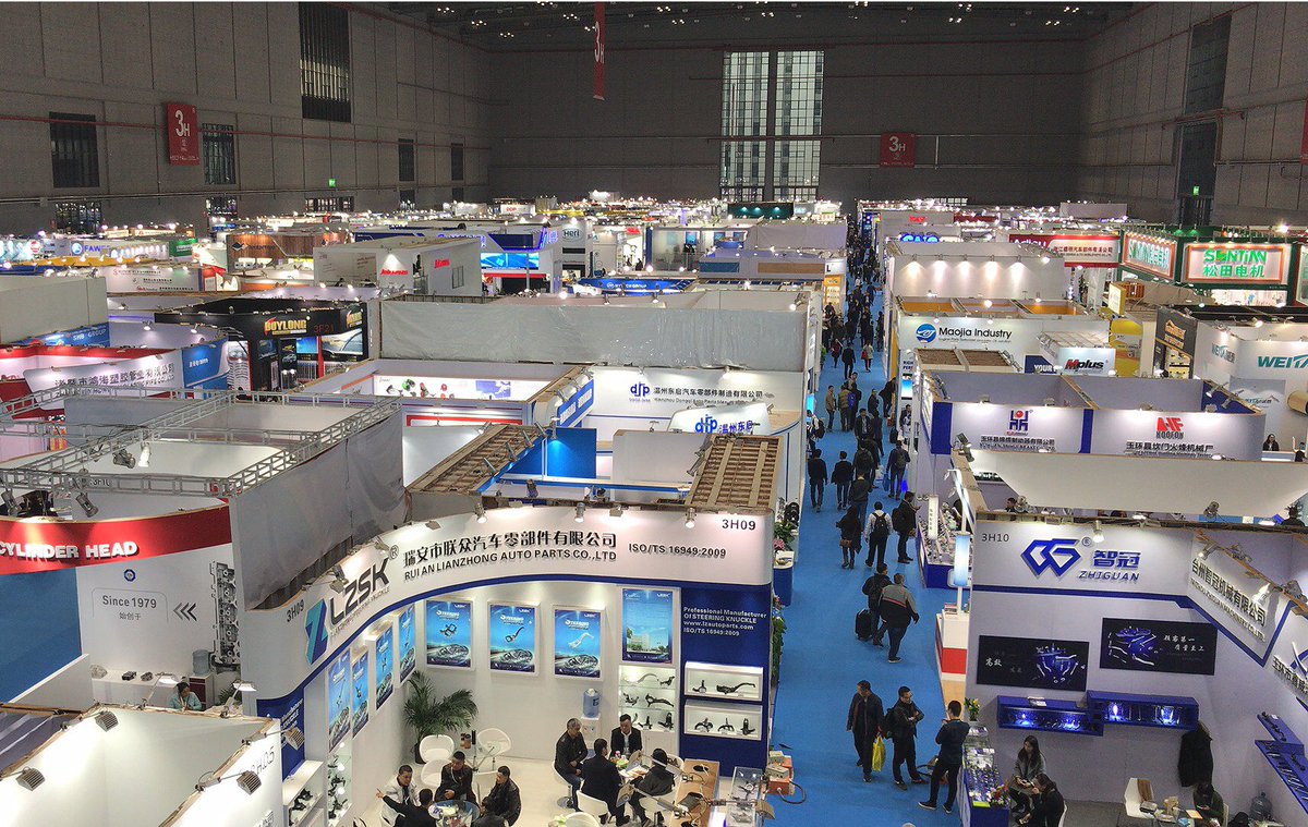ERCAdditiv's tweet image. ERC Additiv GmbH at #AutomechanikaShanghai! Impressions from Automechanika 2017 Shanghai #fueladditive, #oiladditive, #diesel, #petrol, #systemcleaner, #mineralöl, #kraftstoffe, #erdöl, #automotive, #aftermarket