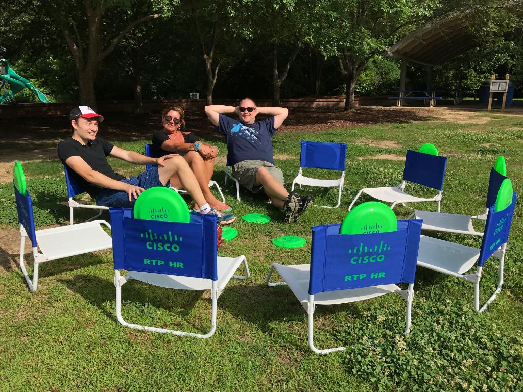 WeAreCisco's tweet photo. Embrace those #FriYay vibes! Nothing beats some fun in the sun (and #frisbees!) with fellow Cisconians! https://t.co/OQ6qUJ0vn3