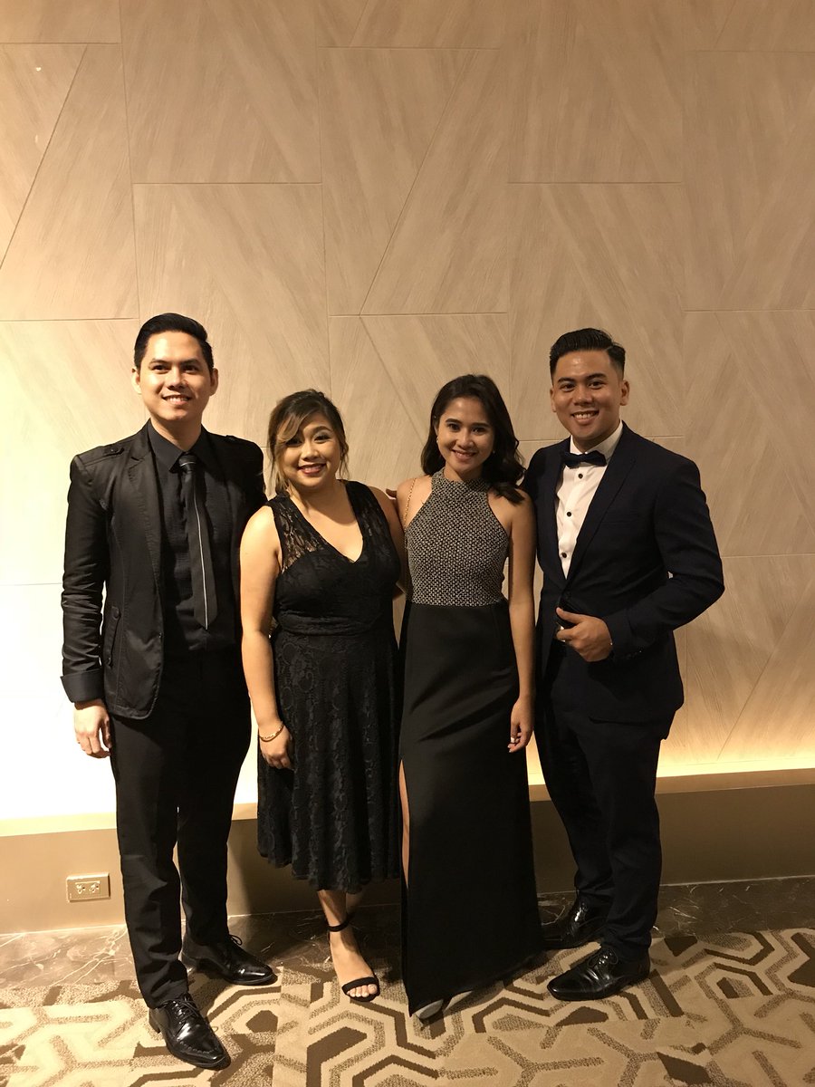 jayr_7582's tweet photo. HSBC Gala Night. https://t.co/YiAuSwJQQu