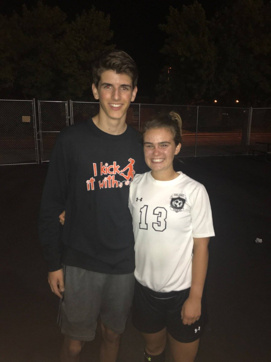 BistyLogan's tweet photo. Happy 18th Birthday Al!! Don't drink too much kombucha! 🎈🎉 @allyerickson11 https://t.co/73K9XuME5x