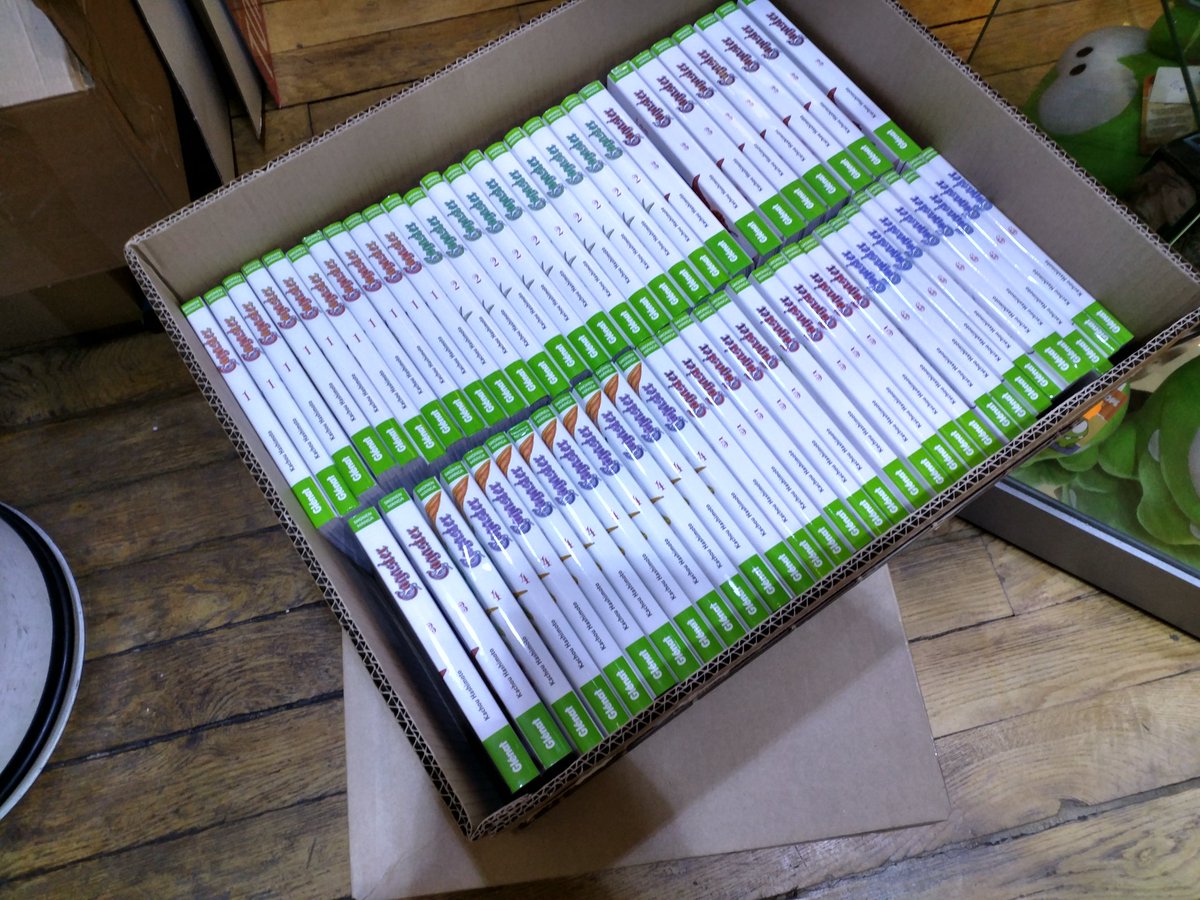 hayakushop's tweet photo. Nos cartons de #cagaster sont arrivés, les 40 tickets seront disponibles samedi 2 décembre à partir de 10h30. #kachouhashimoto en dédicace Mardi 5 décembre à @hayakushop et @Glenat_Manga https://t.co/95ptUPgfhZ
