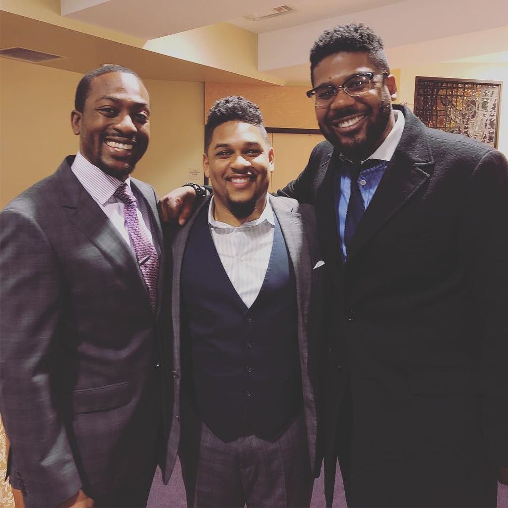 revjthomas's tweet photo. When @bishopwsthomas passed me the vision for #freshfire3 I knew I needed some help to make it happen. My brothers l @royznoyz and @jlsavvy brought their gifts and abilities to infuse new life into our teams and show us that what is possible! I can’t tha… https://t.co/7fxGKVHSBm https://t.co/5eVZrFAMC2