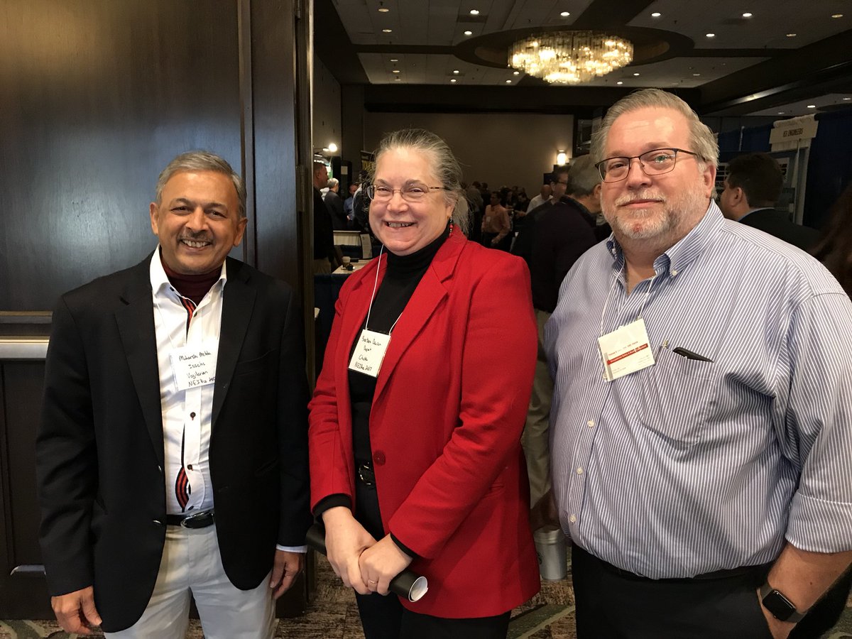 LarrySloanAIHA's tweet photo. @AIHA 71st Annual NE IH Conference meet and greet https://t.co/8iL5W6zkPZ