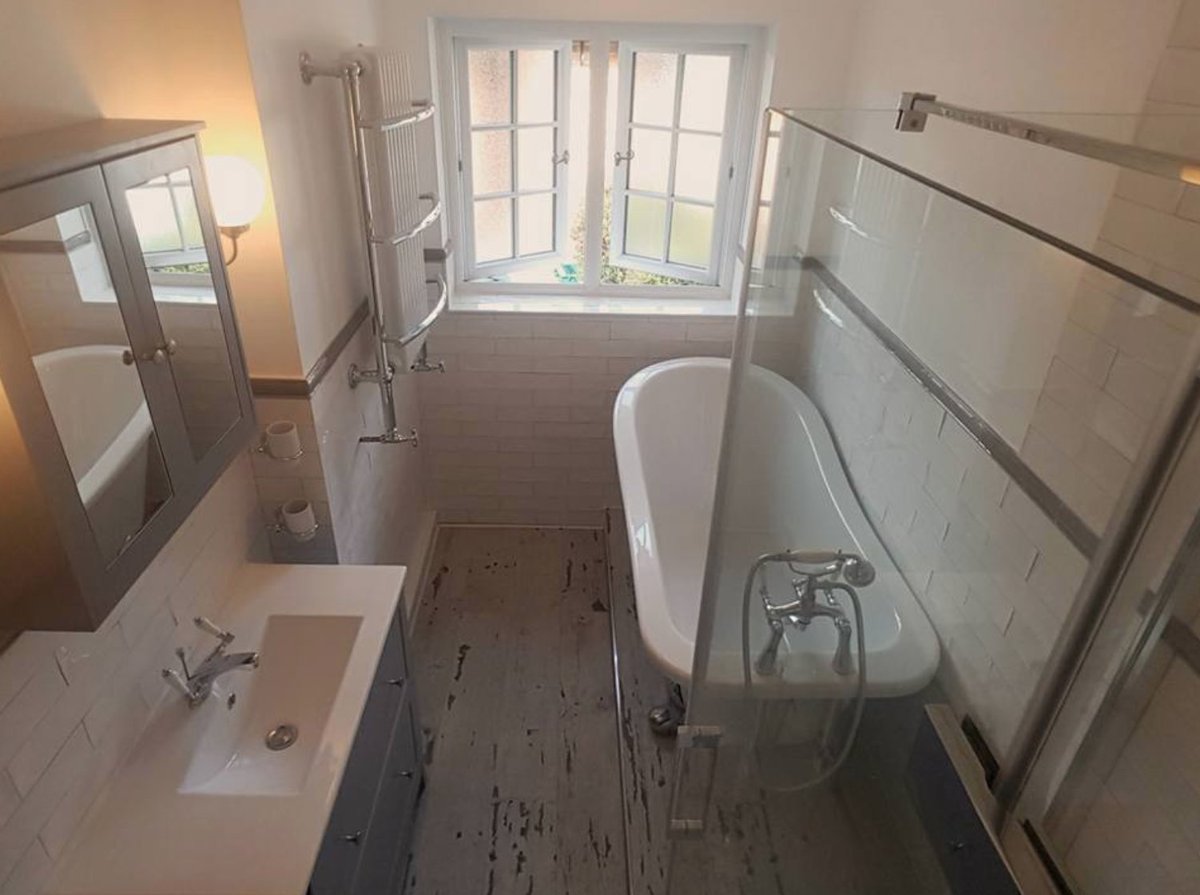 _HappyTaps's tweet image. Recent bathroom refurbishment completed by David #Bathrooms #Guildford #plumbers #Surrey