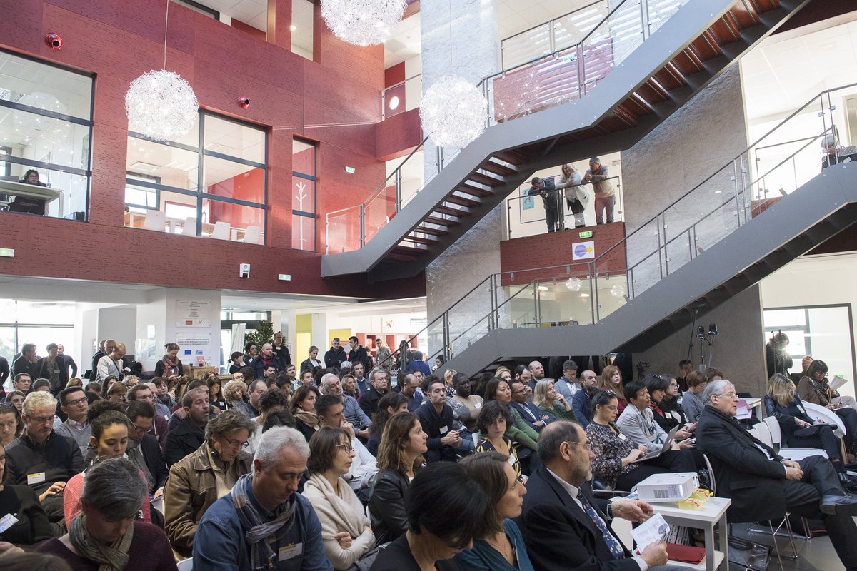 Occitanie's tweet photo. Dans la #région, l'économie sociale et solidaire (#ESS) c'est 213000 salariés & 17800 entreprises ! Les Rencontres internationales de l’#Innovation Sociale encourage la mise en relation des acteurs de l’innovation sociale & l’accélération de #croissance de ces entreprises. #RIIS3 https://t.co/IoQ6yU0RF2
