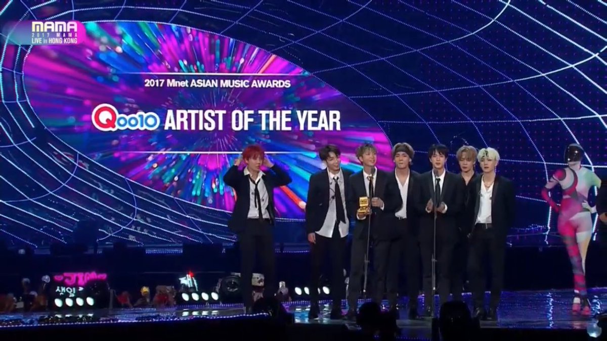 youngforever_tm's tweet photo. #BTS2017MAMA https://t.co/IlTMeWpCVz