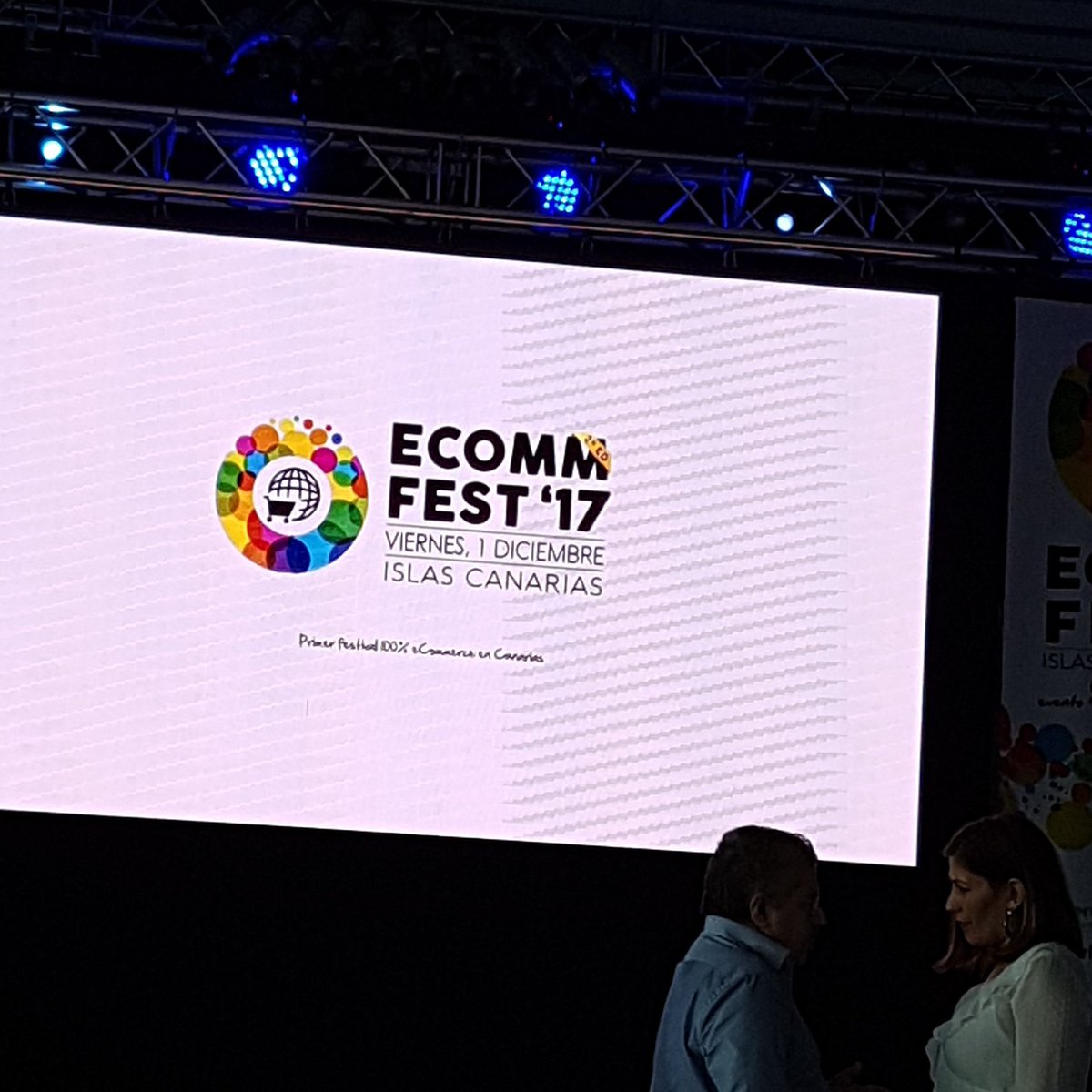 Javier_Santana's tweet photo. A punto de comenzar #ecommfest17 👏👏👏 #Ecommerce #evento #Tenerife @eCommFest https://t.co/ylRPber7va