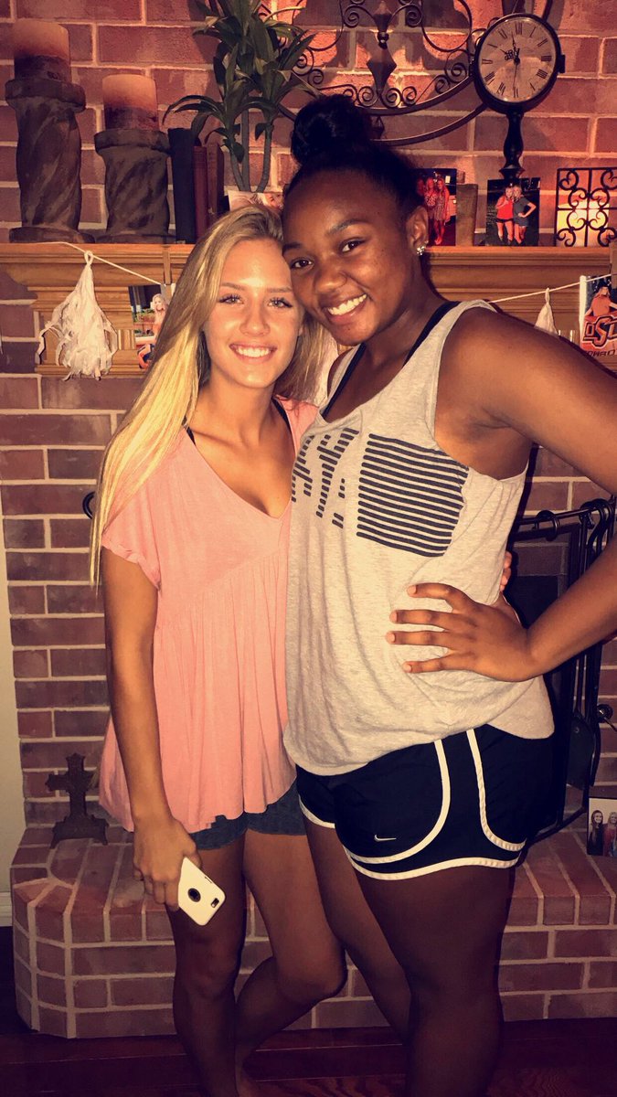 kennedylaurynm's tweet photo. happy birthday to my lil’ stilly boo, have a great day Al!!!🧡🖤 https://t.co/cYltd5G2Af