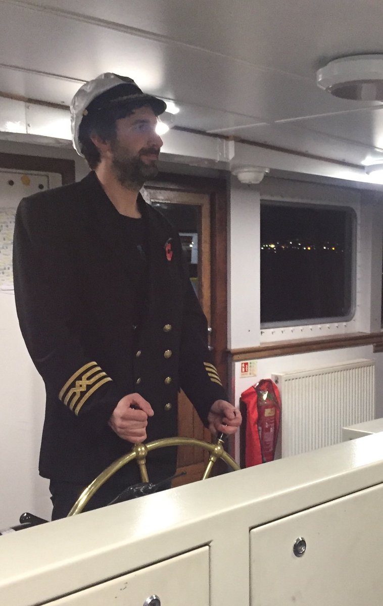 devlin_designs's tweet image. Had a fabulous night onboard @MerseyFerries with @watsoncomedian taking to the ‘stage’