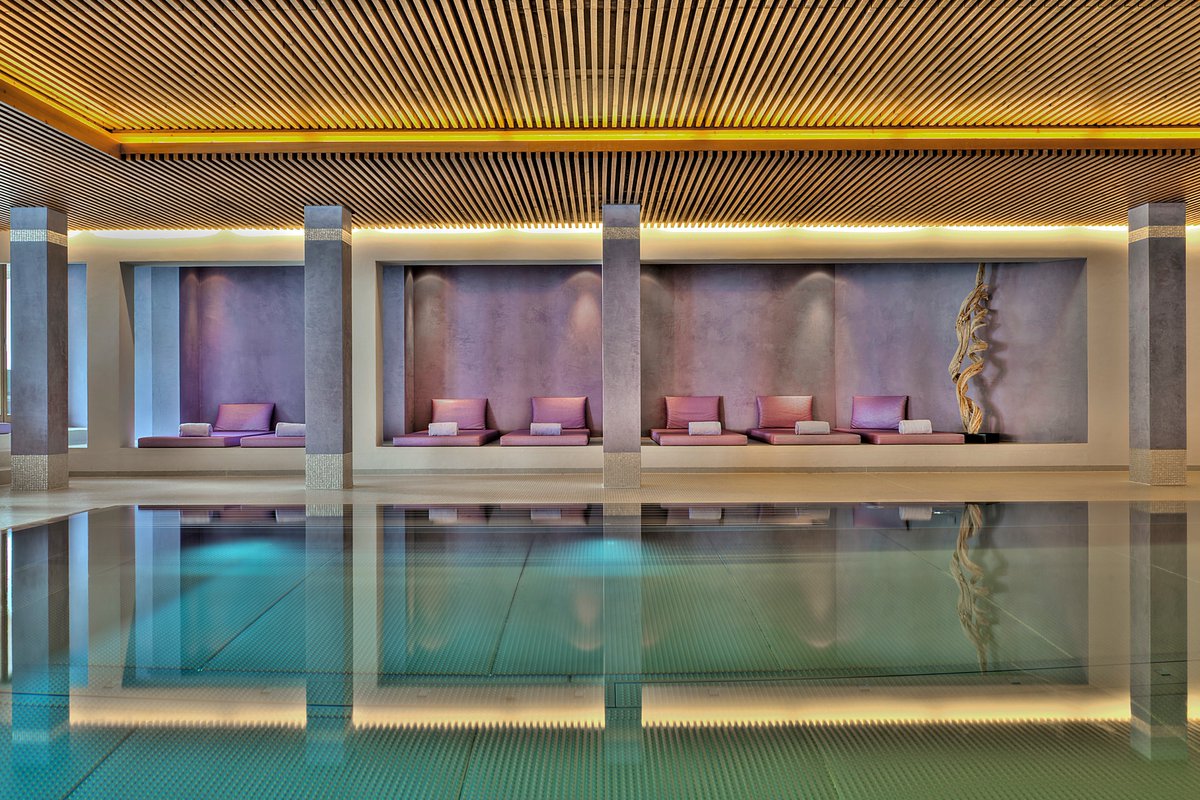 ParkGstaad's tweet photo. Our spa is now open! Avoid the crowds and come instead to our private oasis of calm and relaxation. https://t.co/3gsw28YZlK https://t.co/OiB6PQljJT