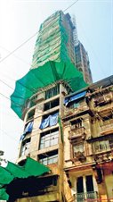 #underconstruction #building brick falls on #pedestrian, dies on spot ow.ly/bnow30gWRyp #Irresponsible #Builders #Contractors #Supervisors #Developers #Labourers #Labour #Negligence #SouthMumbai <a href="/MumbaiPolice/">मुंबई पोलीस Mumbai Police</a> #SouthBombay #Safety #Security #Concern #Alert #Thane #Mumbai