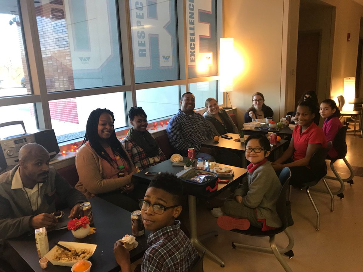 SIAJaguars's tweet photo. It's November CORE Student of the Month lunch #1 with their nominating teachers at the #SIACoreCafe! #JaguarPride #SIARocks https://t.co/hKhUgSZRMy