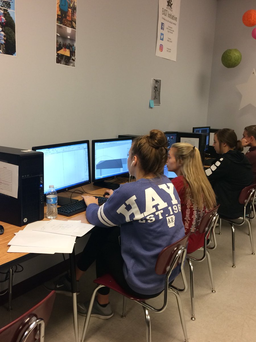 RHS_EAST's tweet photo. Briley and Lotti using technology to design an awning for our school. #eastintiative #rebelsraisethebar https://t.co/IWtVj5C3Pv