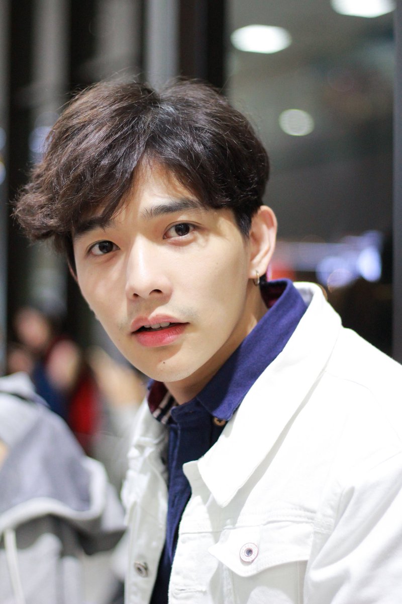 leethanatfamily's tweet image. มนุษย์ลีผู้น่ารักของ #หนูมาลี ❤😻🤘 @thanat_lee 

#leethanat #SecretSevenSeries #MyDearLoserSeries #MonsterRomance #ทีมเพลย์ #ทีมพี่ป้อง