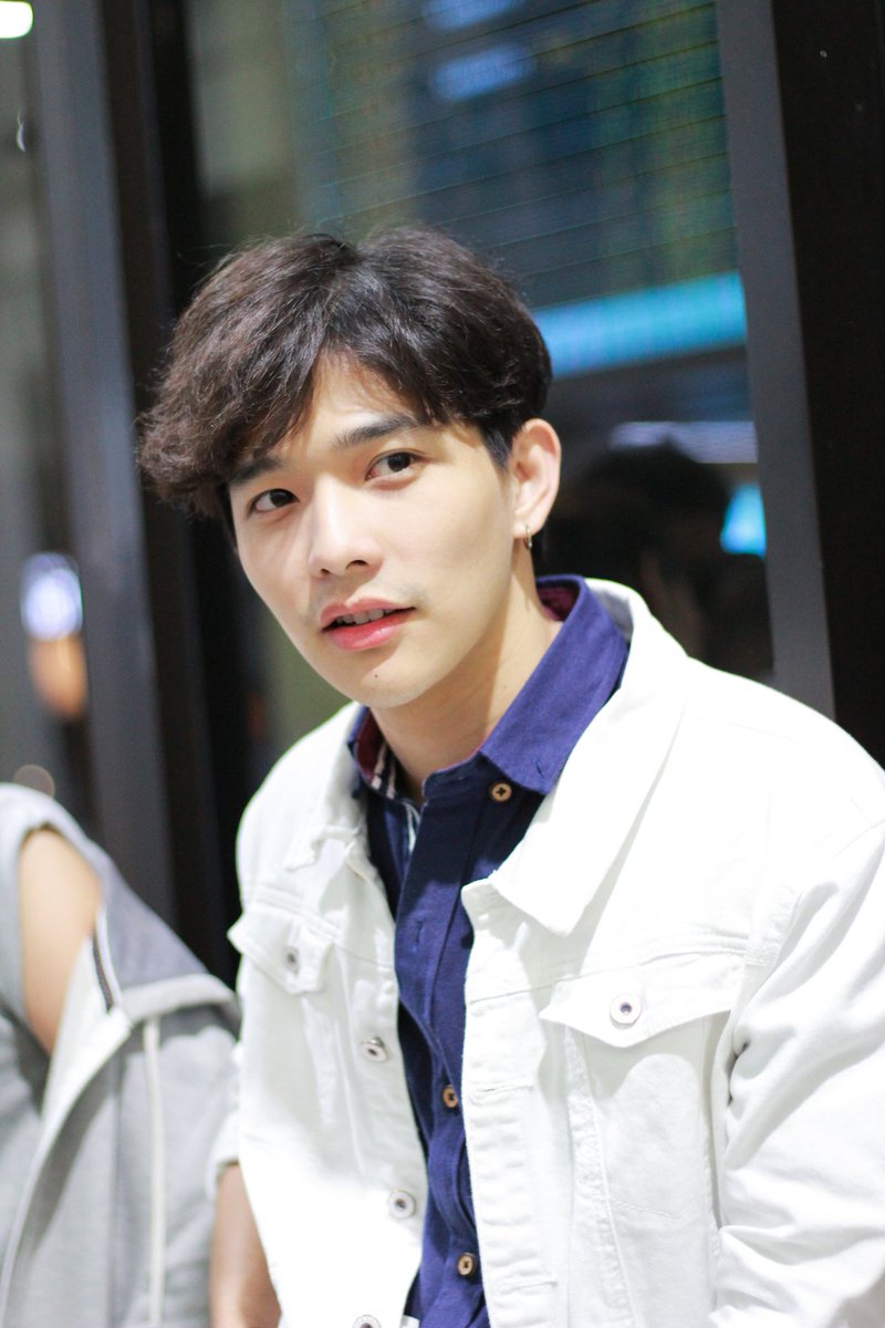 leethanatfamily's tweet image. มนุษย์ลีผู้น่ารักของ #หนูมาลี ❤😻🤘 @thanat_lee 

#leethanat #SecretSevenSeries #MyDearLoserSeries #MonsterRomance #ทีมเพลย์ #ทีมพี่ป้อง