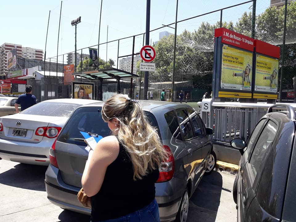 JRocaComuna12's tweet photo. #Comuna12 #PoderDePolicia
Operativo Roosvelt por mal estacionamiento en Villa Urquiza
+ info: https://t.co/tOb4qQwBvr https://t.co/yRpUA5fD0T