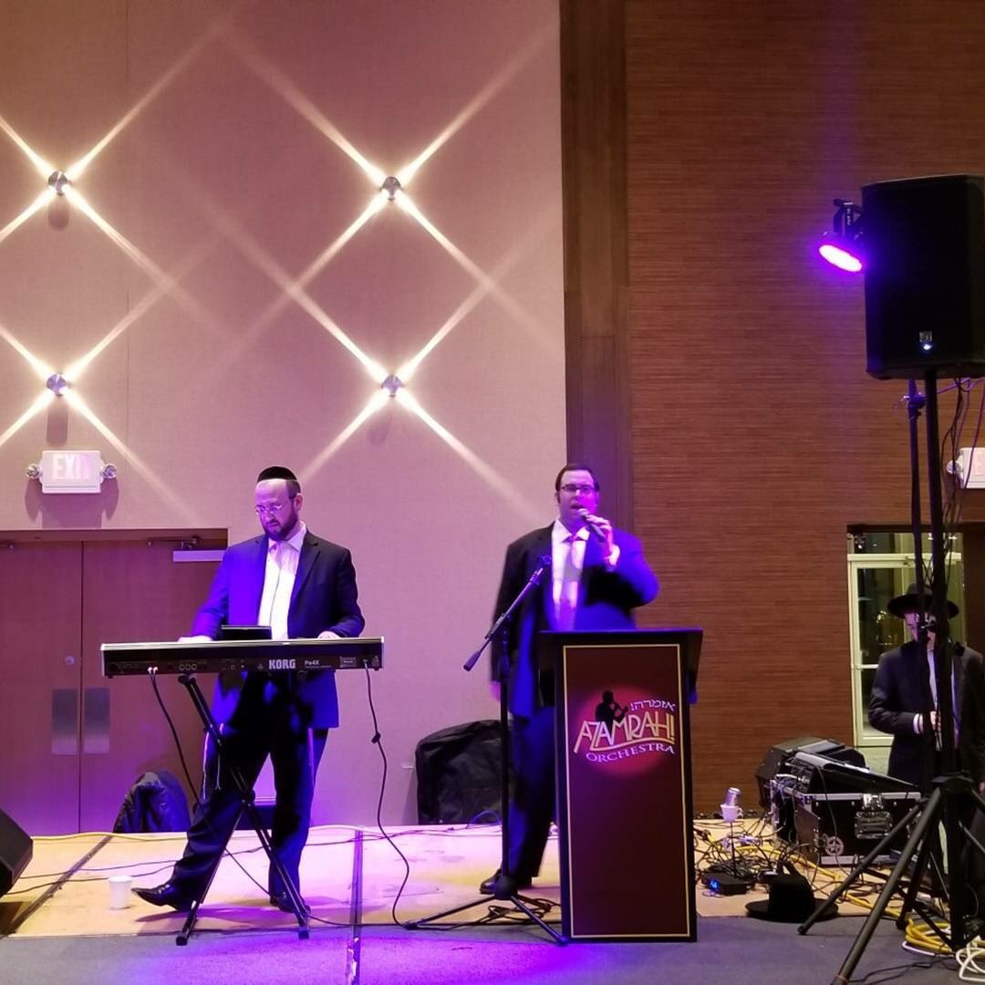AzamrahOrchstra's tweet photo. Last night at the Midwest Conference Center together with Yitzy Rosengarten. AL production on sound https://t.co/drJiTIHXwN