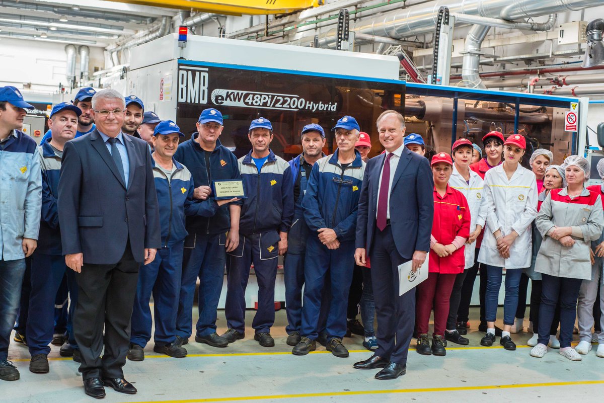 GoldPlastGroup's tweet photo. Recently Arges Chambre of Commerce rewarded #GOLDPLAST with a plaque celebrating our excellence in business. Thanks to GOLDPLAST people who made possible this incredible new success! #proud #passion4success #SuperiorInnovation #fooddesign #premiumquality https://t.co/ISsZRqtmUe