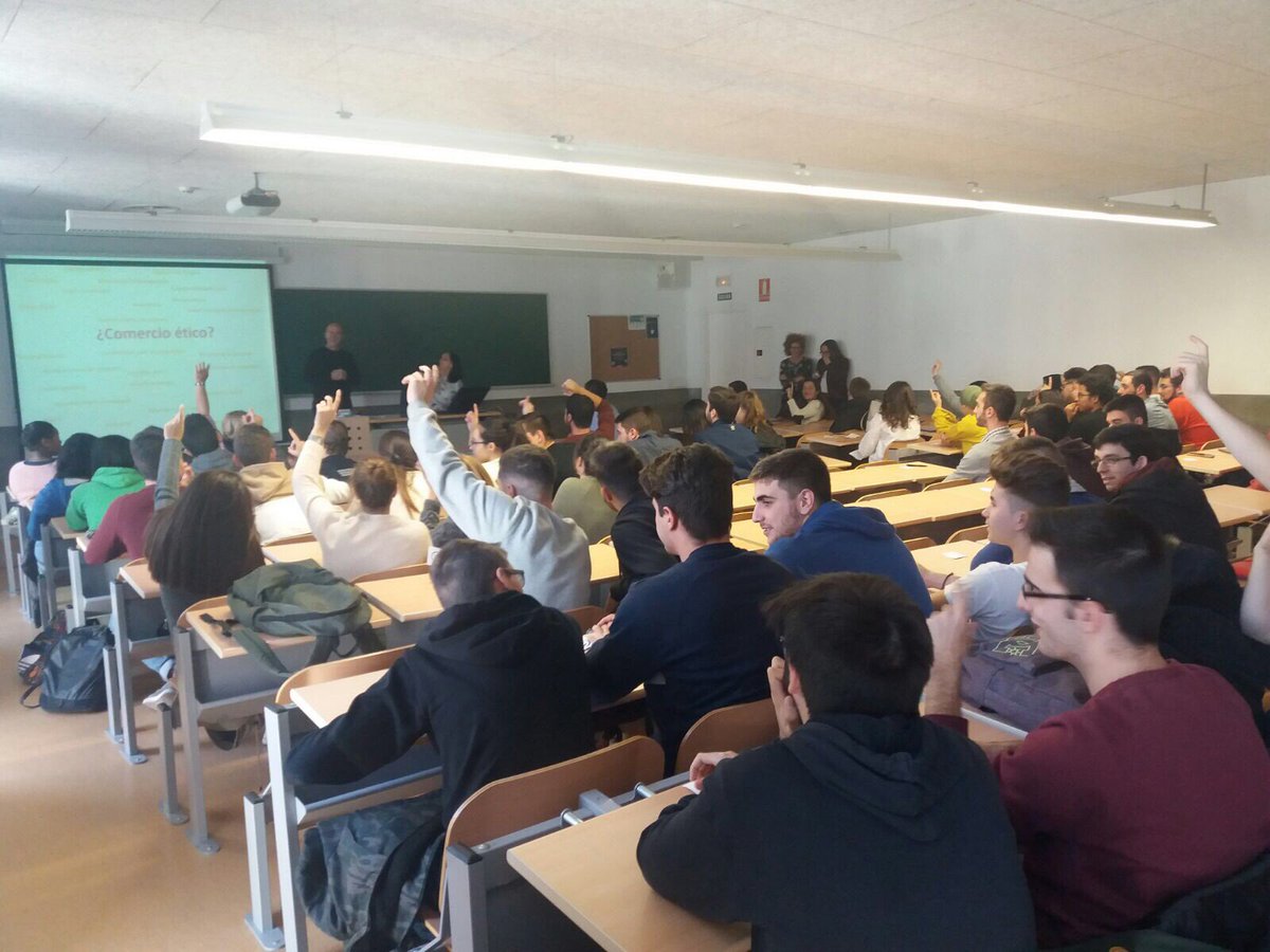 FEST_UMA's tweet photo. Taller sobre Responsabilidad Social @ForHumRRHH #ForHumLab @InfoUMA https://t.co/S8xdh3BOsq
