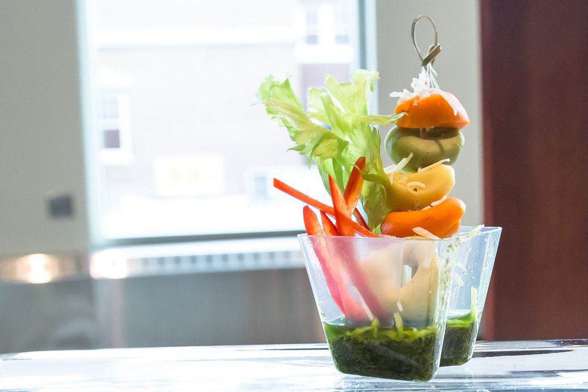 <a href="/MilissaMN/">Milissa Silva</a> <a href="/ELBURRITOM/">EL BURRITO MERCADO</a> So excited for you and your opportunity. We would love to work w/ you by offering our <a href="/SelfEcoUSA/">SelfEco</a> #compostable catering products. #MadeInMN Let's make this #SuperBowl #LandfillFree The #MPLSConventionCenter is using our products, too!