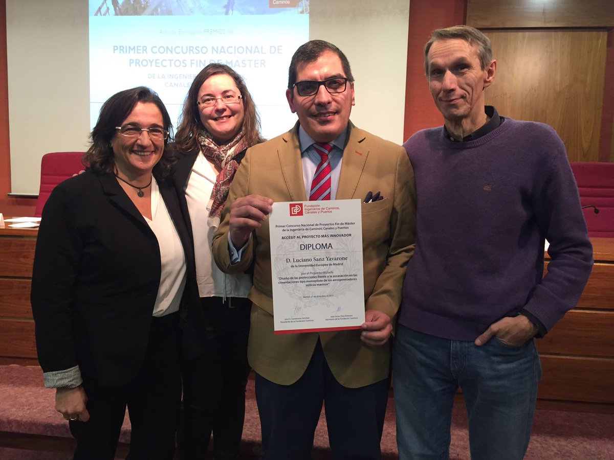 Caminosuem's tweet photo. Segundo premio a la #Innovación a Luciano por su TFM en el Master de @Caminosuem en el Primer Concurso Nacional de TFM del @Colegiocaminos https://t.co/xVay30XXDJ